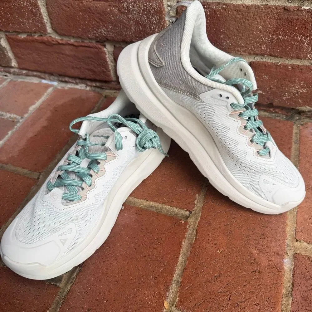 KEEN WK450 Womens Walking Shoes Birch Peach Parfait Size 6.5 NEW